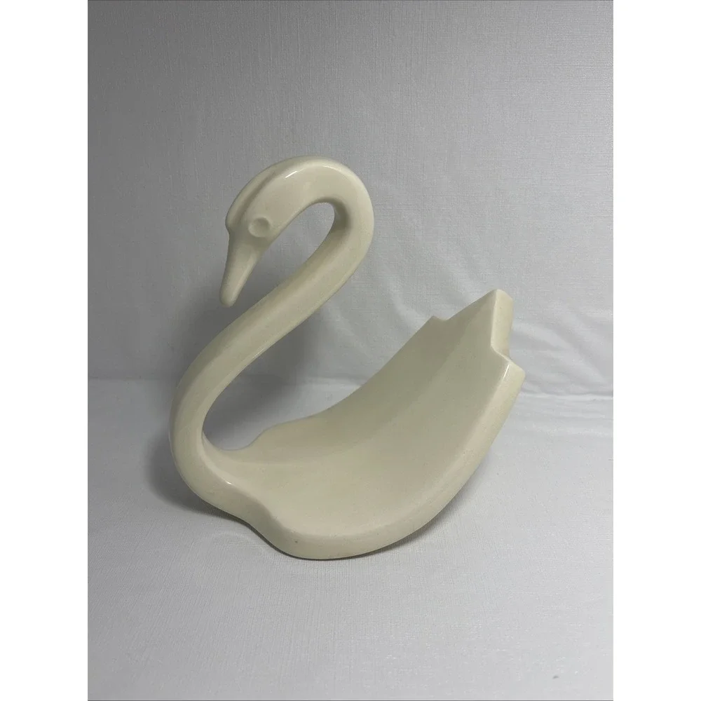 Vintage Beige Ceramic Swan Hand Towel Wash Cloth Holder Soap Bathroom Decor